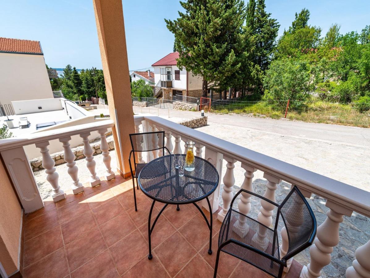 Apartments Prkacin Starigrad Paklenica Exterior foto